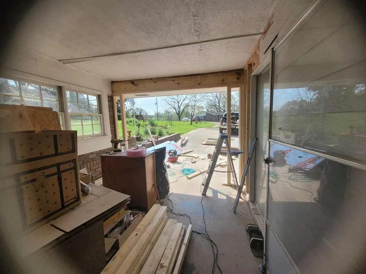 Air movers and dehumidifier for Drying & Dehumidification in Cedar Lake